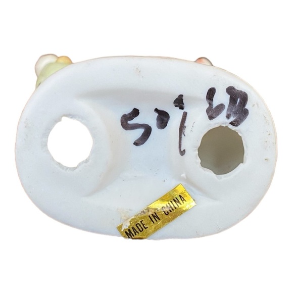 Vintage porcelain figurine child with bunnies and turtle. EUC - Picture 5 of 5